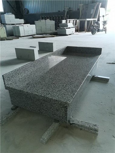 Гранитни плотове и гръб