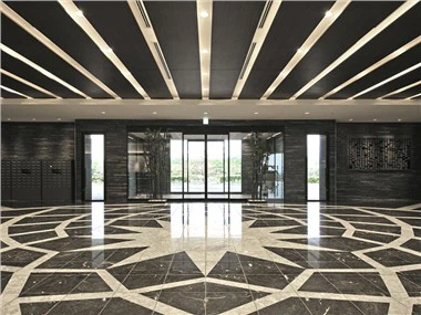 Закачете сива мраморна плочка