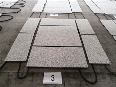 Външни подови плочки на едро